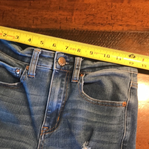 AERO High Rise Distressed Jegging - Picture 7 of 10